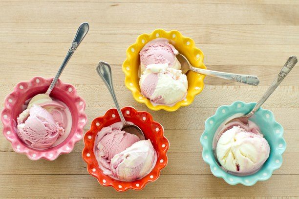 734465_426818877410178_1553474134_n