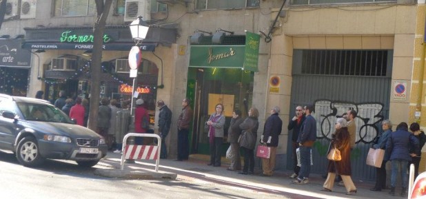 386353_171332822966516_752283096_n