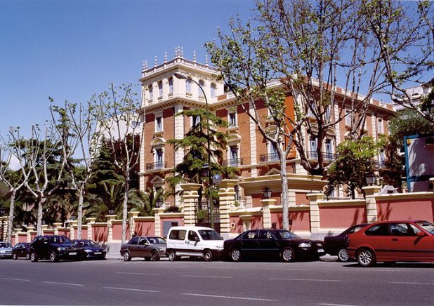 64315_164640946884800_6941071_n