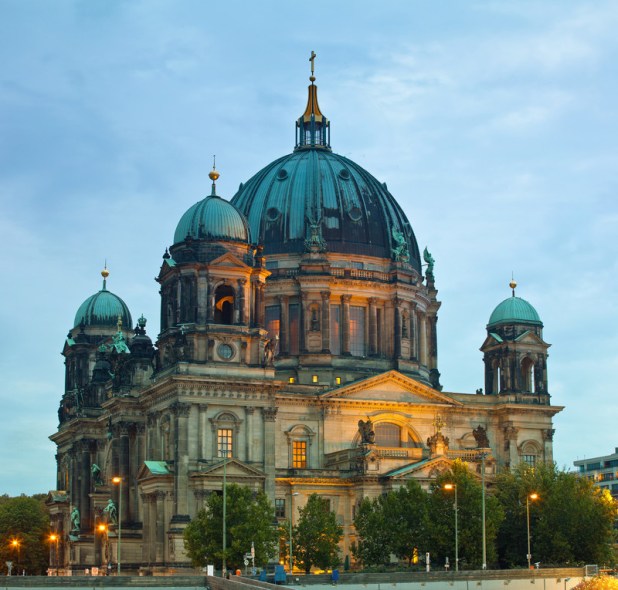 canstockphoto12395323