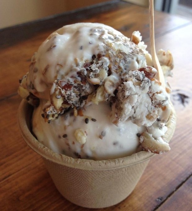 13488_520867451307982_503479442_n