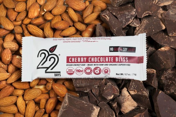 32595_625975454083255_383895922_n