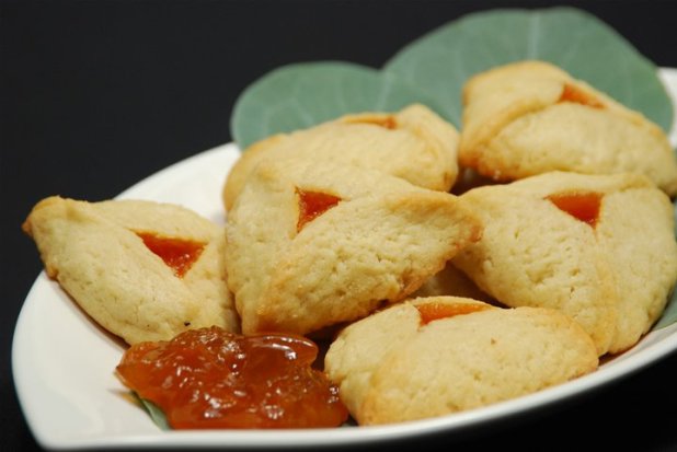 182671_181297441913805_4857520_n