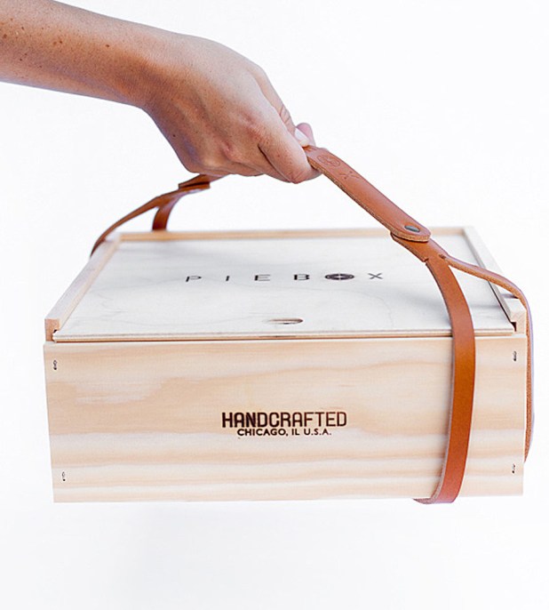 Piebox_with_strap