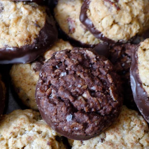 178282_266989626756638_236112193_o