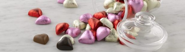 jar-chocolate-hearts