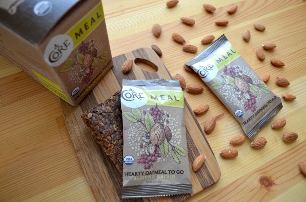 CORE MEAL Almond Raisin