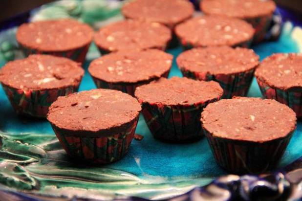 Noah's_Raw_Almond_Butter_Cups
