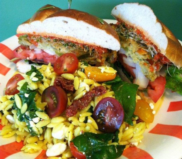 Treehugger_Cafe_Vegan_Crabby_Patty