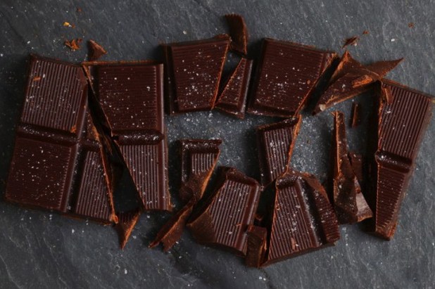 Hu_Kitchen_Salty-Chocolate_Bar