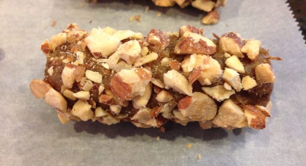 Almond_Date_Roll