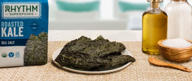 Rhythm_Superfoods_Roasted_Kale